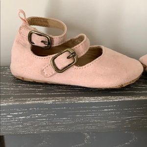 Old Navy pink suede shoes